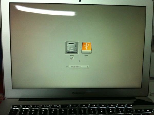 蘋果13英寸新MacBook Pro u盤啟動BIOS設置教程