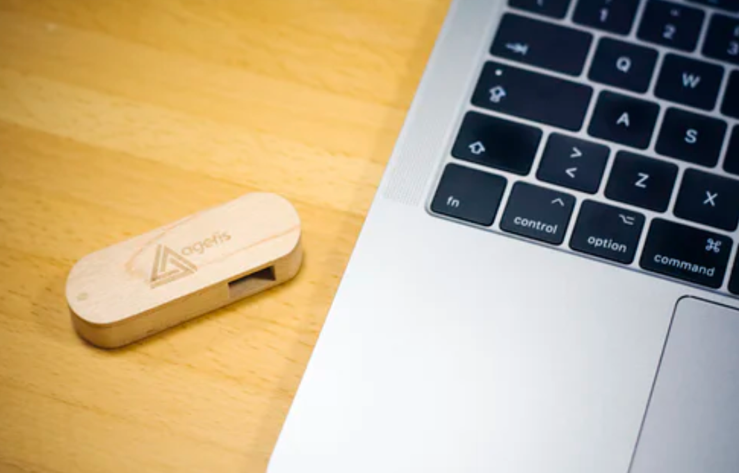 明基筆記本電腦怎么用U盤重裝win10系統(tǒng)