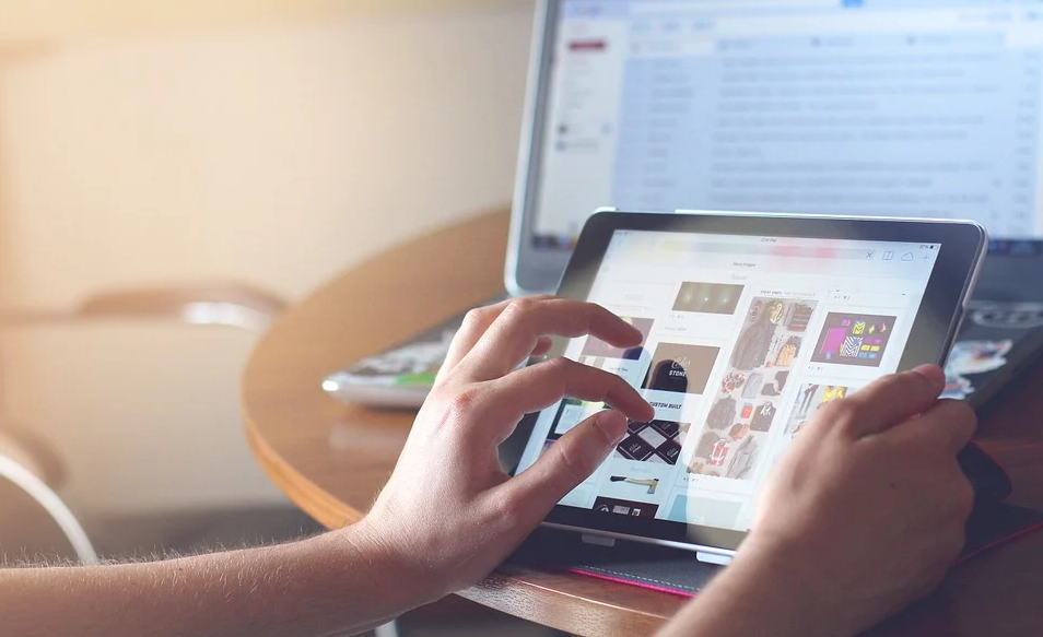 機(jī)械革命X5s如何給電腦在線重裝win8系統(tǒng)