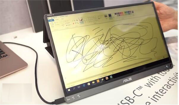 華碩展示新款ZenScreen Go可移動顯示屏 華碩展示新款ZenScreen Go可移動顯示屏