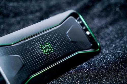 黑鯊手機(jī)解析:游戲才是重點(diǎn) 黑鯊手機(jī)解析:游戲才是重點(diǎn)