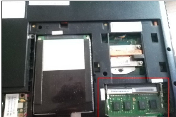 筆記本電腦內(nèi)存條安裝圖文教程 筆記本電腦內(nèi)存條安裝圖文教程