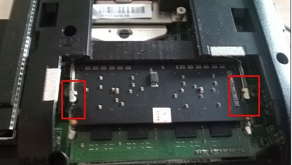 筆記本電腦內(nèi)存條安裝圖文教程 筆記本電腦內(nèi)存條安裝圖文教程