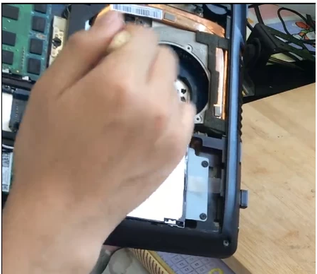 筆記本電腦清灰教程 筆記本電腦清灰教程