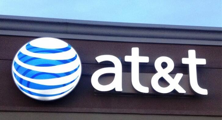 蘋果iPhone XS的e-SIM卡，運(yùn)營商表示很受傷