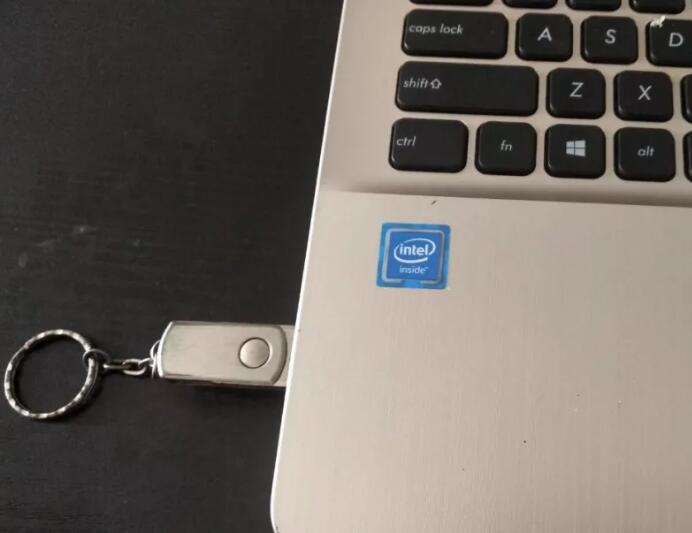 電腦如何進(jìn)行U盤啟動(dòng)設(shè)置 電腦如何進(jìn)行U盤啟動(dòng)設(shè)置