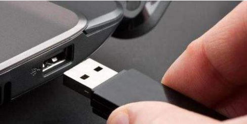 梅捷主板U盤(pán)重裝如何設(shè)置U盤(pán)啟動(dòng)