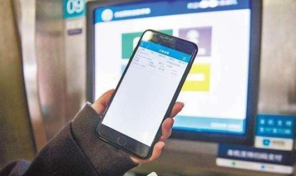 鐵路部門27日起試點(diǎn)候補(bǔ)購票:每人可提交1個(gè)候補(bǔ)訂單 鐵路部門27日起試點(diǎn)候補(bǔ)購票:每人可提交1個(gè)候補(bǔ)訂單