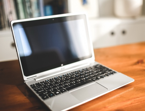 詳細教您筆記本電腦開機黑屏沒反應怎么辦 詳細教您筆記本電腦開機黑屏沒反應怎么辦