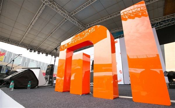 小米試水首家抖音快閃店:今后抖音買手機或成新潮流 小米試水首家抖音快閃店:今后抖音買手機或成新潮流