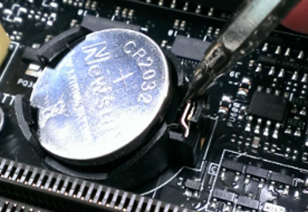 電腦重裝系統(tǒng)后開機黑屏按F1才能進系統(tǒng)怎么回事